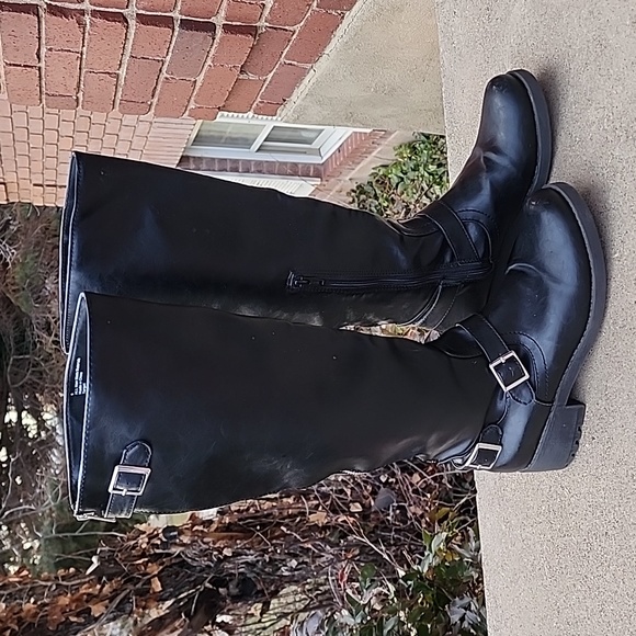 Mossimo Supply Co. Shoes - Mossimo black buckle boots